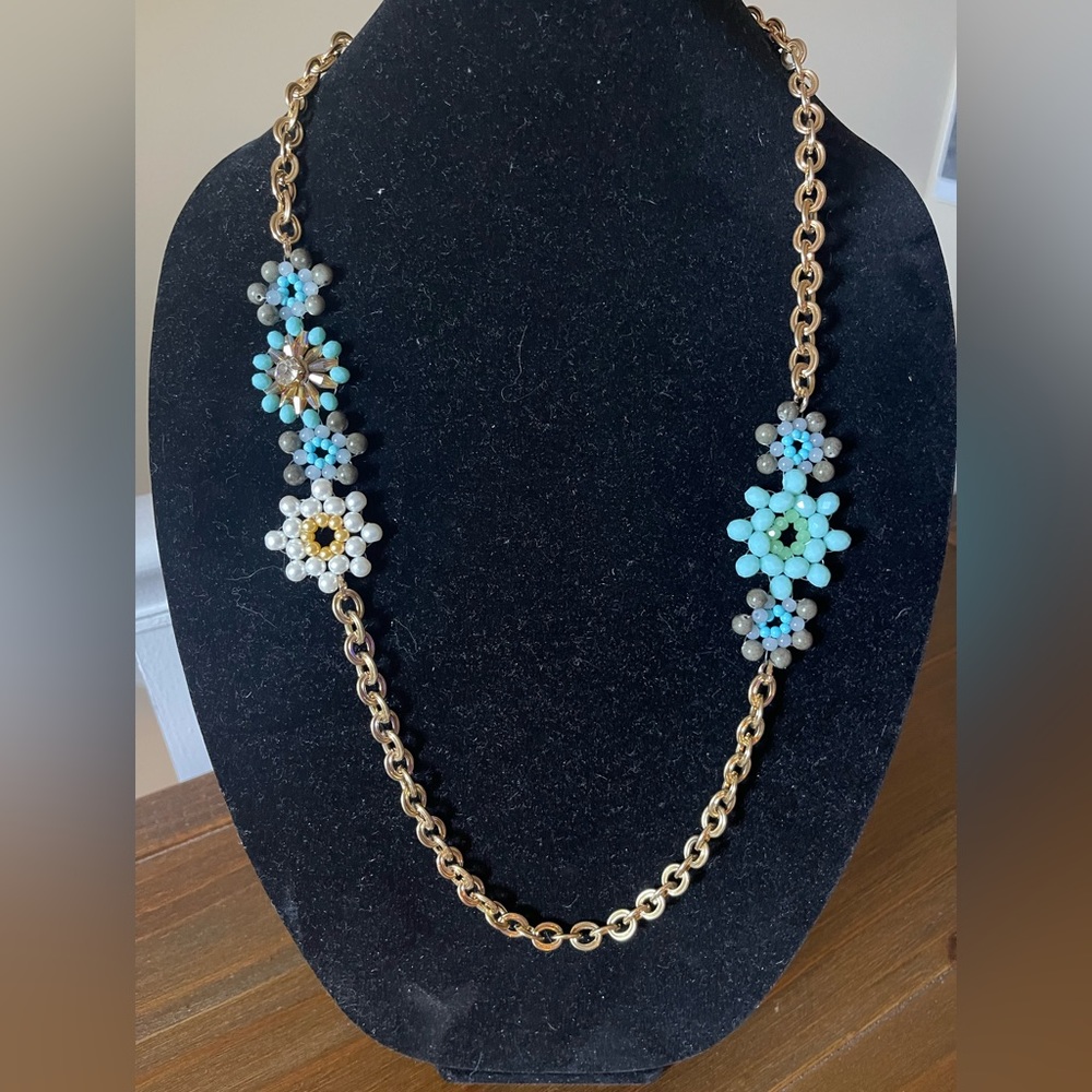 Vintage turquoise blue floral bead gold necklace